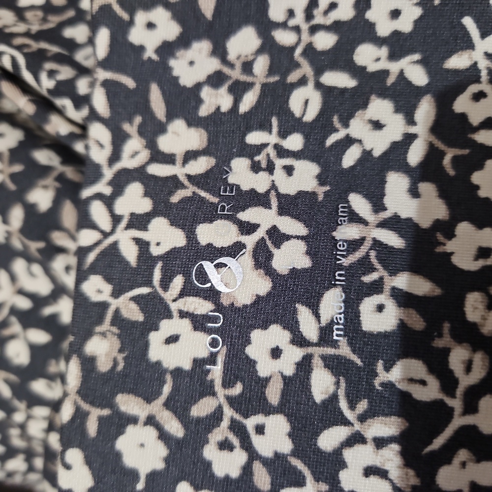 Lou & Grey Cream and Grey High-Waisted Stretchy Leggings NWOT - Size Large - Picture 3 of 5